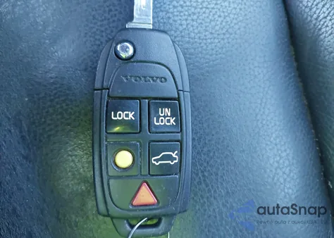 2011 Volvo Xc90 R Design from USA, damaged, VIN YV4952CT1B1600031